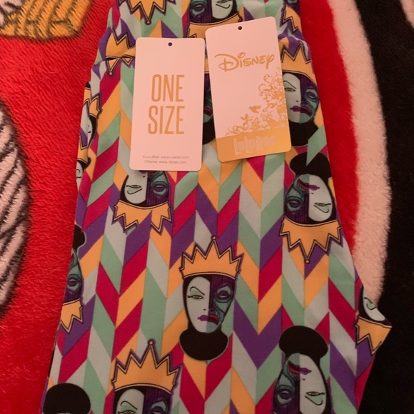 Evil Queen Disney Lularoe Leggings OS - Picture 1 of 2
